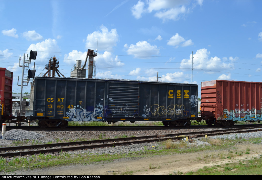 CSXT 136043